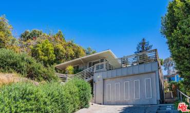 1310 GOUCHER Street, Pacific Palisades, California 90272, 3 Bedrooms Bedrooms, ,2 BathroomsBathrooms,Residential Lease,Rent,1310 GOUCHER Street,24400135