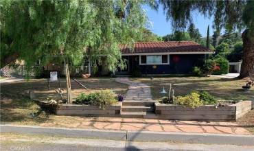 23506 Neargate Drive, Newhall, California 91321, 3 Bedrooms Bedrooms, ,2 BathroomsBathrooms,Residential,Buy,23506 Neargate Drive,SR24109245