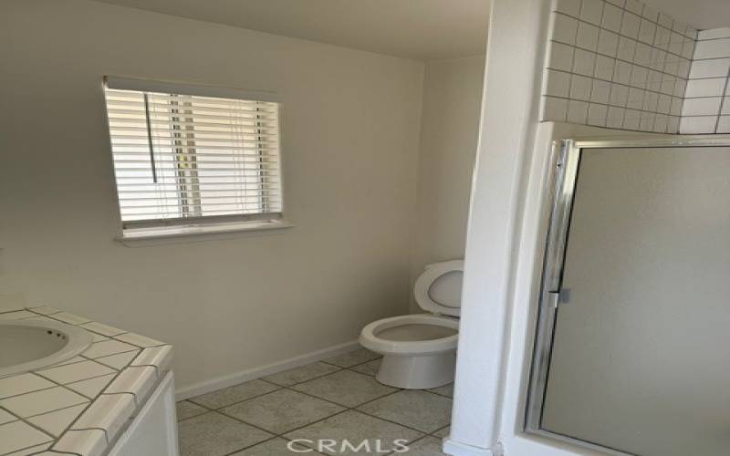 2nd Bathroom