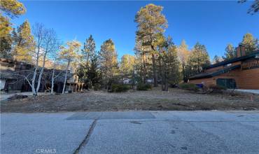 671 St Moritz Drive, Big Bear Lake, California 92315, ,Land,Buy,671 St Moritz Drive,PW23225895