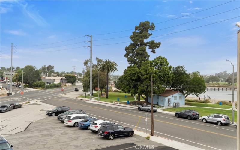 Ample parking in adjacent public lot