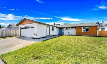 7869 Bloomfield Rd., San Diego, California 92114, 3 Bedrooms Bedrooms, ,2 BathroomsBathrooms,Residential,Buy,7869 Bloomfield Rd.,240012943SD