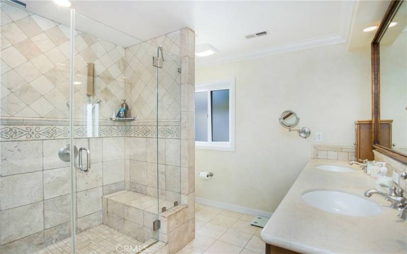 4606 Cortland Drive, Corona Del Mar-Master Bathroom
