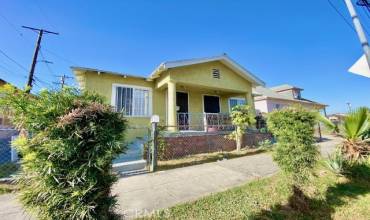 2411 Griffith Avenue, Los Angeles, California 90011, 2 Bedrooms Bedrooms, ,2 BathroomsBathrooms,Residential Income,Buy,2411 Griffith Avenue,MB23215405