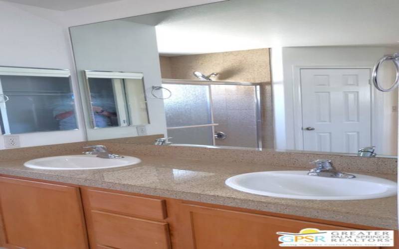 Dual Sinks & Granite In The Master Bath