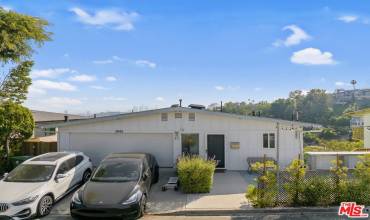 3945 W Point Drive, Los Angeles, California 90065, 4 Bedrooms Bedrooms, ,3 BathroomsBathrooms,Residential,Buy,3945 W Point Drive,24399087