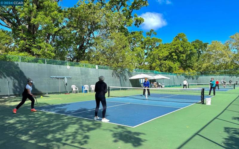 Buckeye Tennis Courts