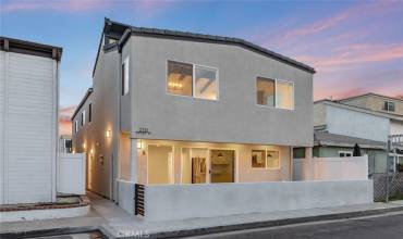 210 Grant Street A, Newport Beach, California 92663, 3 Bedrooms Bedrooms, ,2 BathroomsBathrooms,Residential Lease,Rent,210 Grant Street A,NP24116101