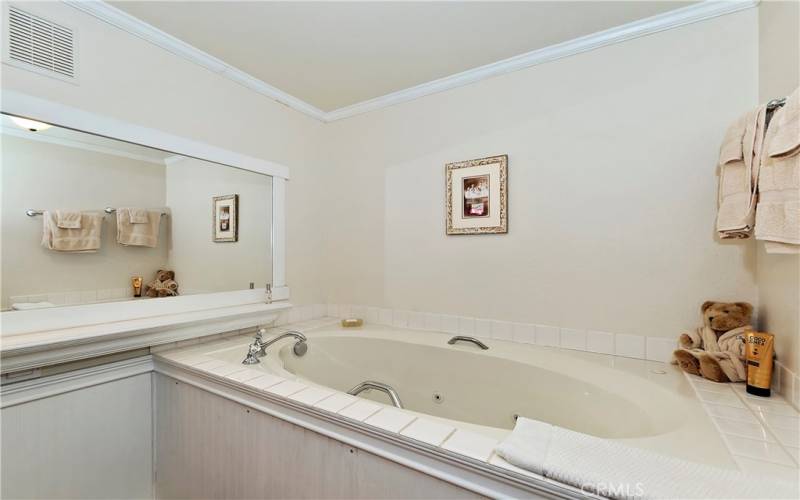 Soaking tub in lower level