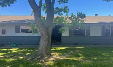 564 Annie Laurie 9, Mountain View, California 94043, 2 Bedrooms Bedrooms, ,1 BathroomBathrooms,Residential,Buy,564 Annie Laurie 9,ML81968901