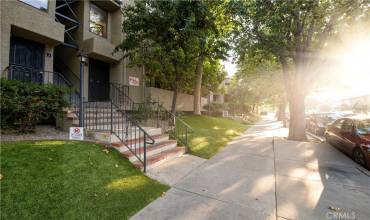 21000 Bryant Street 9, Canoga Park, California 91304, 2 Bedrooms Bedrooms, ,2 BathroomsBathrooms,Residential,Buy,21000 Bryant Street 9,SR24117155