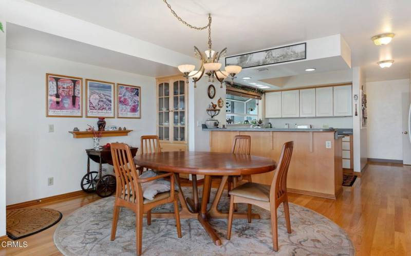11-web-or-mls-11 - Dining - Kitchen
