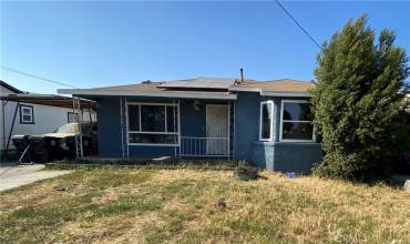 18474 Marygold Avenue, Bloomington, California 92316, 2 Bedrooms Bedrooms, ,1 BathroomBathrooms,Residential,Buy,18474 Marygold Avenue,EV24117072