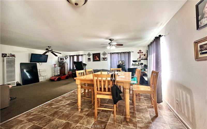 back unit living room/dining room 2nd floor