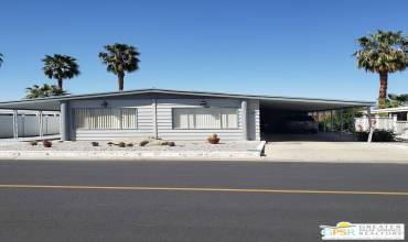 250 Paseo Laredo S, Cathedral City, California 92234, 2 Bedrooms Bedrooms, ,2 BathroomsBathrooms,Manufactured In Park,Buy,250 Paseo Laredo S,24402793