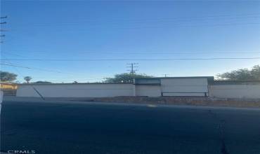 200 S 1st Avenue, Barstow, California 92311, ,Commercial Sale,Buy,200 S 1st Avenue,IV24119063