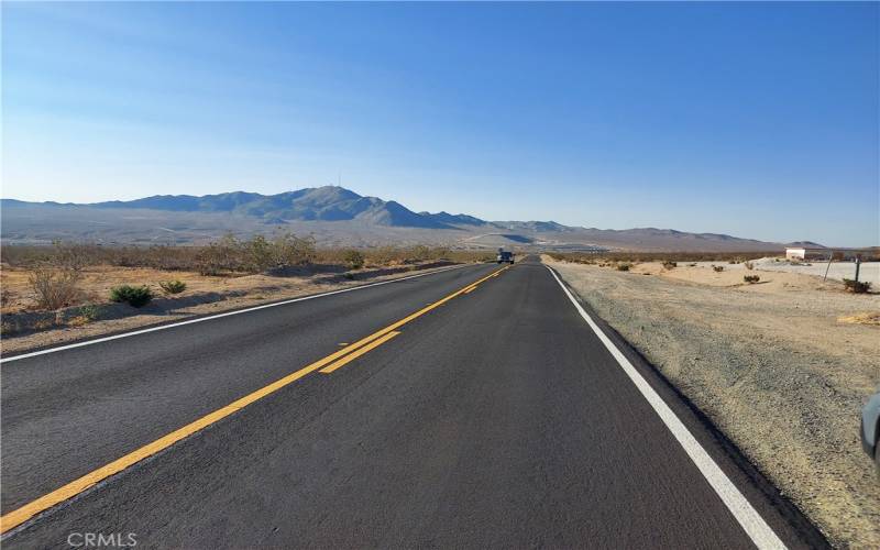 view to the north along Apple Valley Rd.