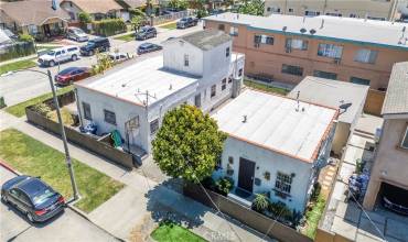 2701 S Cloverdale Avenue, Los Angeles, California 90016, 5 Bedrooms Bedrooms, ,3 BathroomsBathrooms,Residential Income,Buy,2701 S Cloverdale Avenue,PW24119650