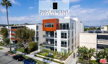 250 N Crescent Drive 201, Beverly Hills, California 90210, 2 Bedrooms Bedrooms, ,2 BathroomsBathrooms,Residential Lease,Rent,250 N Crescent Drive 201,24403497