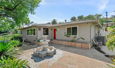 3991 Redwood Drive, Riverside, California 92501, 3 Bedrooms Bedrooms, ,2 BathroomsBathrooms,Residential,Buy,3991 Redwood Drive,IV24118007