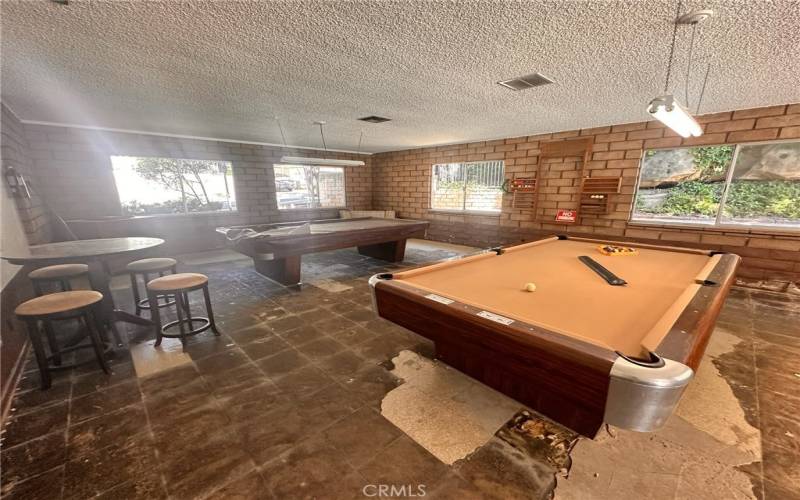 Clubhouse Billiards