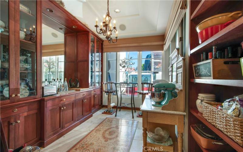 BREAKFAST AREA WITH LARGE CABINETRY