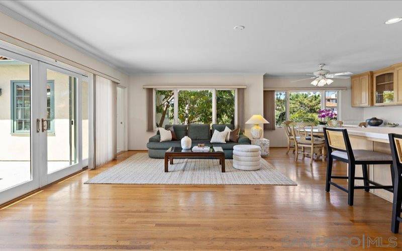 Open floor plan Great Room/family room that opens out to the large deck with views of the bay and Sea World fireworks