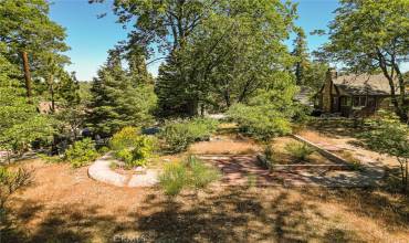 28787 Cedar Drive, Lake Arrowhead, California 92352, ,Land,Buy,28787 Cedar Drive,RW24120758