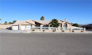 16263 Chiwi Road, Apple Valley, California 92307, 4 Bedrooms Bedrooms, ,3 BathroomsBathrooms,Residential,Buy,16263 Chiwi Road,HD24121579