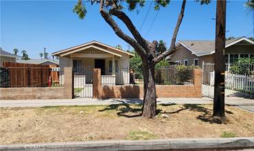 3431 Eucalyptus Avenue, Riverside, California 92507, 3 Bedrooms Bedrooms, ,1 BathroomBathrooms,Residential Lease,Rent,3431 Eucalyptus Avenue,IV24121688