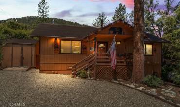 1725 Bernina, Pine Mountain Club, California 93222, 2 Bedrooms Bedrooms, ,2 BathroomsBathrooms,Residential,Buy,1725 Bernina,SR24121828