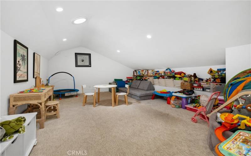 Attic Loft that can be use as a playroom, office or storage! Lots of possibilities!