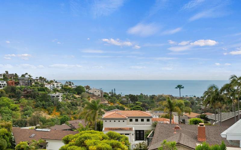 Is this really your next home in Laguna Beach or is it a Caribbean island or Italy or Spain or Greece?  No. It is the view from 1007 Flamingo Laguna Beach.
