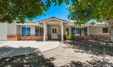 24574 Del Amo Rd, Ramona, California 92065, 4 Bedrooms Bedrooms, ,2 BathroomsBathrooms,Residential,Buy,24574 Del Amo Rd,240013751SD