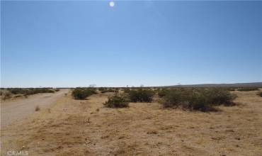 0 293-440-16-00-1, California City, California 93505, ,Land,Buy,0 293-440-16-00-1,EV24122715