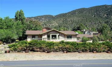 16413 Aleutian Drive, Pine Mountain Club, California 93222, 3 Bedrooms Bedrooms, ,2 BathroomsBathrooms,Residential,Buy,16413 Aleutian Drive,SR24123253