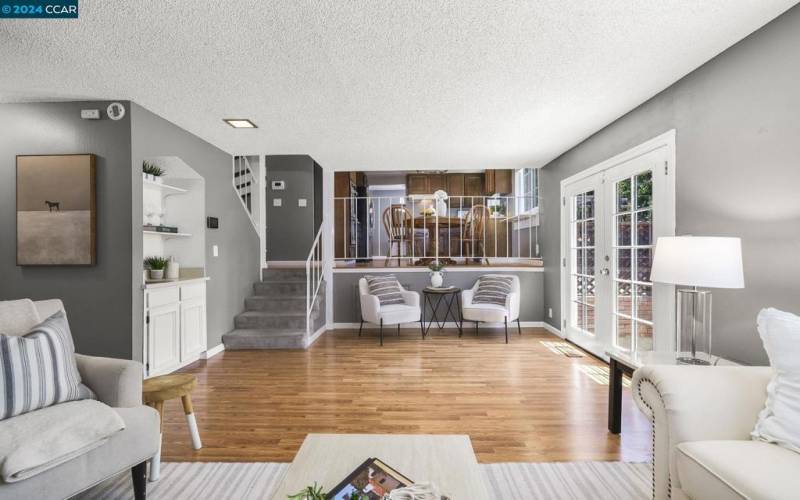 Family Room to Kitchen