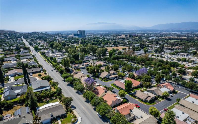 One can see the Loma Linda University and Hospital a few blocks away. Walk to work!