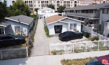 6119 11th Avenue, Los Angeles, California 90043, 7 Bedrooms Bedrooms, ,Residential Income,Buy,6119 11th Avenue,24404583