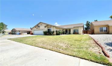 13221 Quiet Canyon Drive, Victorville, California 92395, 3 Bedrooms Bedrooms, ,3 BathroomsBathrooms,Residential,Buy,13221 Quiet Canyon Drive,IV24123426