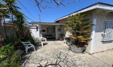 137 W 235Th St, Carson, California 90745, 4 Bedrooms Bedrooms, ,2 BathroomsBathrooms,Residential,Buy,137 W 235Th St,240013947SD