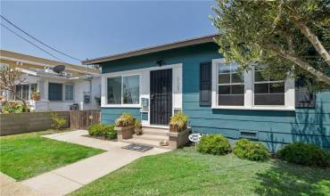 2629 S Pacific Avenue, San Pedro, California 90731, 2 Bedrooms Bedrooms, ,1 BathroomBathrooms,Residential,Buy,2629 S Pacific Avenue,SB24123088