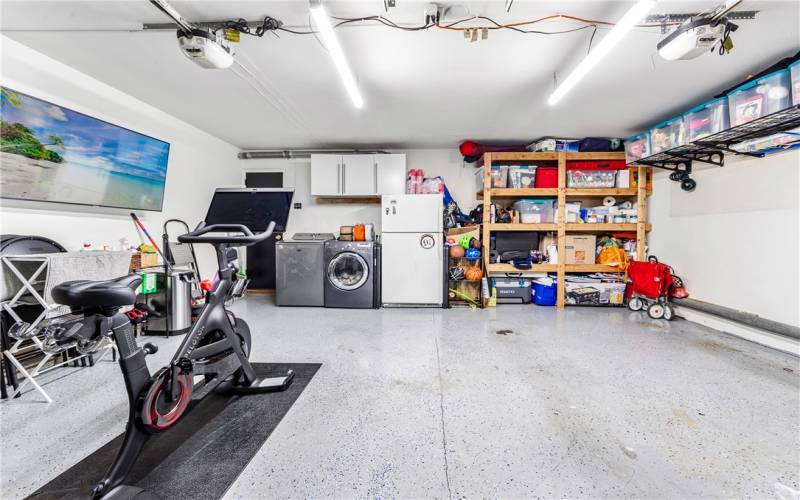 Epoxy floor in garage