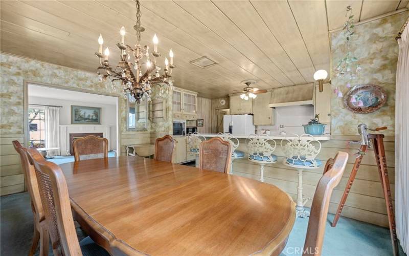 Open dining room to kitchen