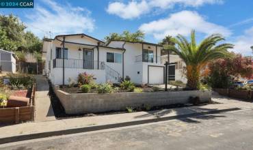 2215 Scenic Avenue, Martinez, California 94553, 2 Bedrooms Bedrooms, ,2 BathroomsBathrooms,Residential,Buy,2215 Scenic Avenue,41063815