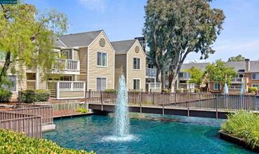 105 Reflections Dr 16, San Ramon, California 94583, 2 Bedrooms Bedrooms, ,2 BathroomsBathrooms,Residential,Buy,105 Reflections Dr 16,41063841