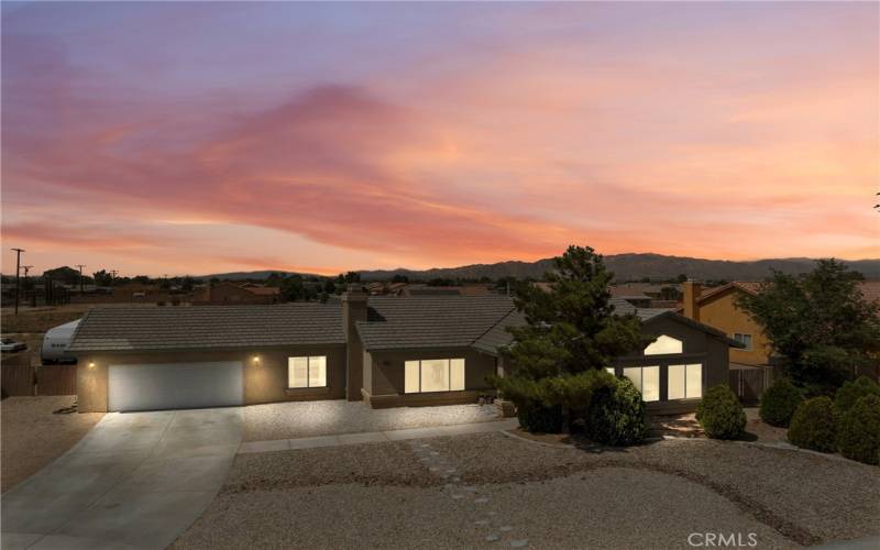 Beautiful Apple Valley home!
