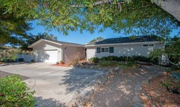 3018 Red Mountain Heights Rd., Fallbrook, California 92028, 2 Bedrooms Bedrooms, ,2 BathroomsBathrooms,Residential,Buy,3018 Red Mountain Heights Rd.,NDP2405425