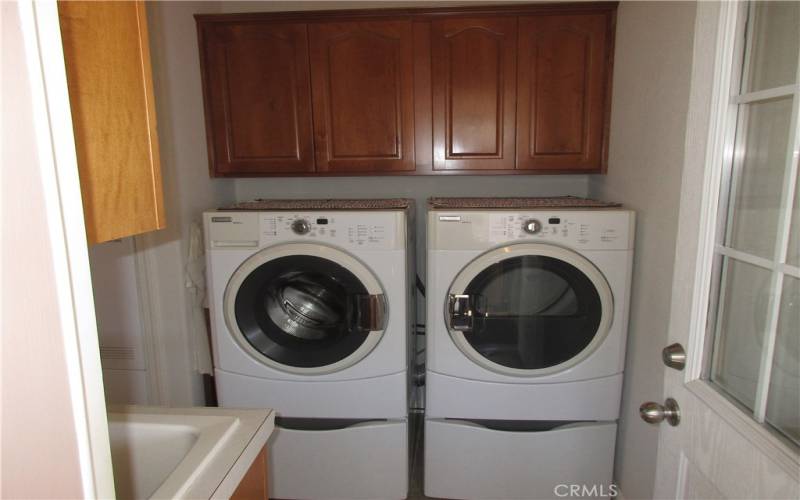 Washer & Dryer Included