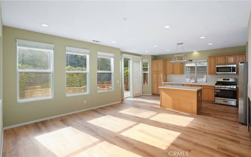 Dining area (walls newly painted white)